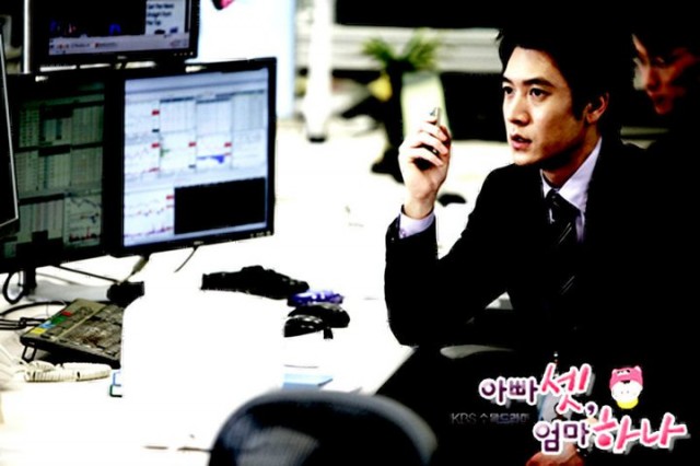 Bir Anne Üç Baba Fotoğrafı