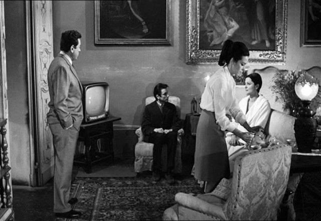 Fist In His Pocket fotoğrafı