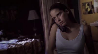 Alone With Her Fotoğrafı