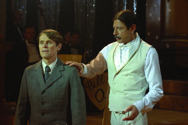 Adam Resurrected fotoğrafı