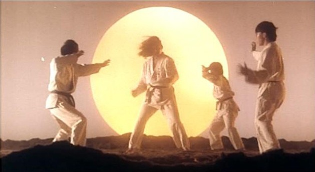 Love On Delivery Fotoğrafı