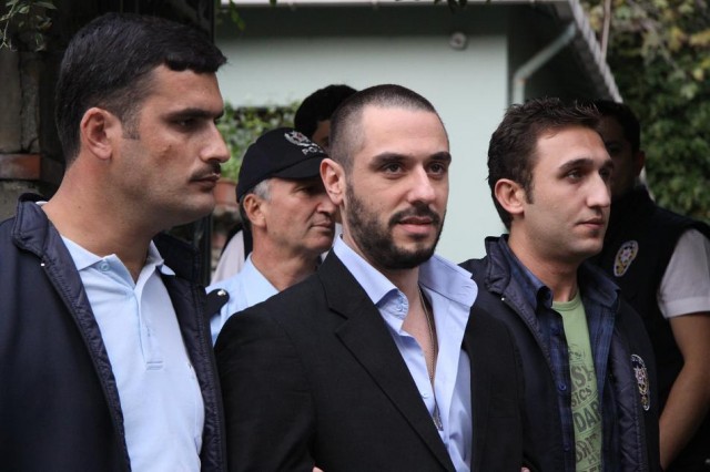 Deli Dumrul: Kurtlar Kuşlar Aleminde fotoğrafı