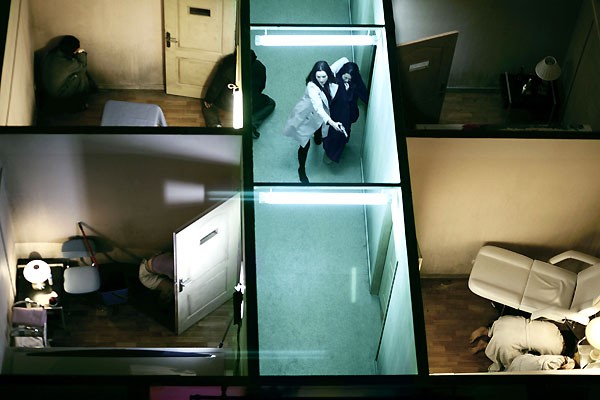 Human Zoo Fotoğrafı