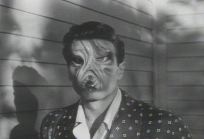 I Married A Monster From Outer Space fotoğrafı