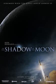 In The Shadow Of The Moon (2007) afişi