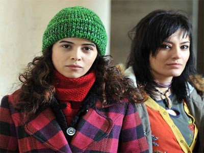 Parmaklıklar Ardında Fotoğrafı