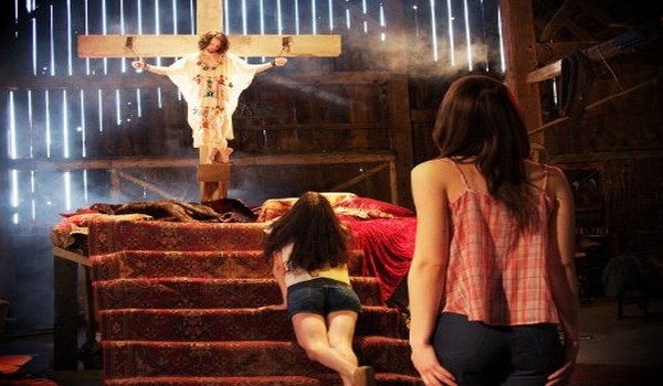 Leslie, My Name Is Evil fotoğrafı