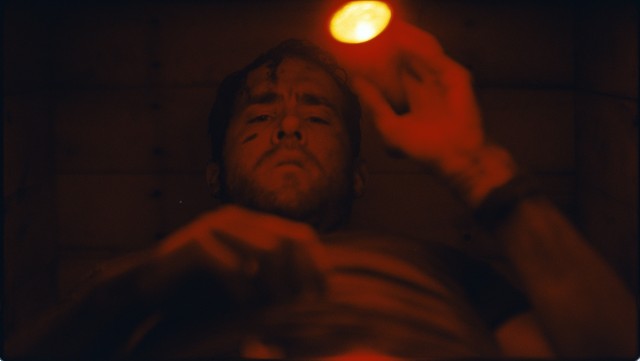 Toprak Altında Fotoğrafı