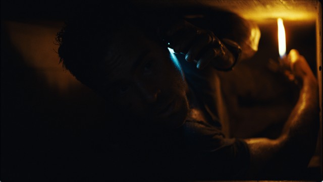 Toprak Altında Fotoğrafı