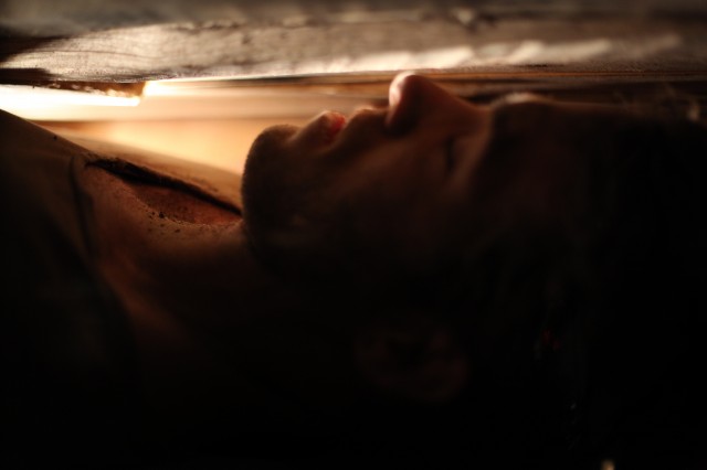 Toprak Altında Fotoğrafı