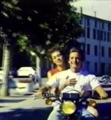 Une Fille ça Va, Trois, Attention Les Dégâts! (1985) afişi