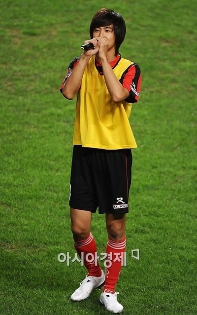 Heading To The Ground Fotoğrafı