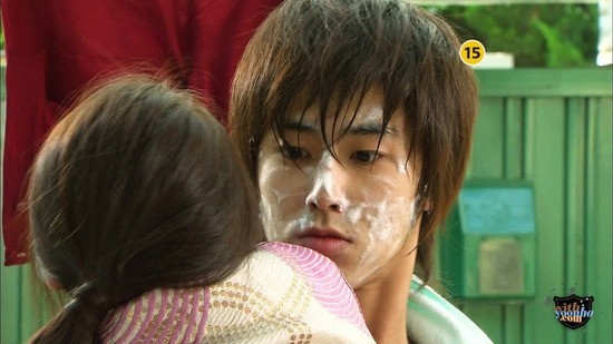 Heading To The Ground Fotoğrafı