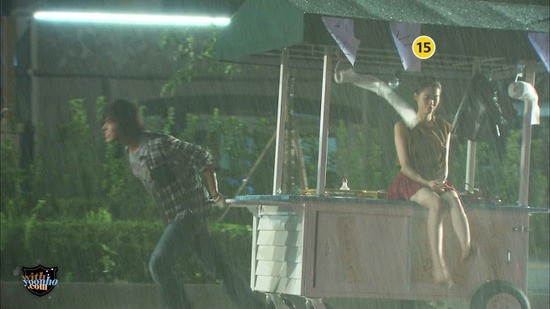 Heading To The Ground fotoğrafı