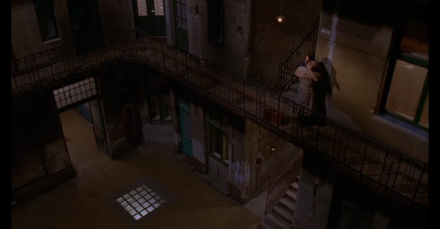 M. Butterfly Fotoğrafı