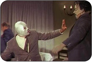 Santo And Blue Demon Against The Monsters fotoğrafı