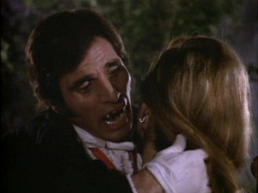 Santo And Blue Demon Against The Monsters fotoğrafı