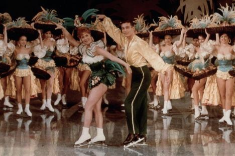 Kauf dir einen bunten Luftballon fotoğrafı