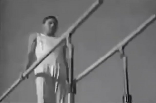Man On Parallel Bars (1892) afişi