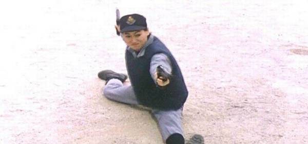 The Inspector Wears Skirts IV Fotoğrafı