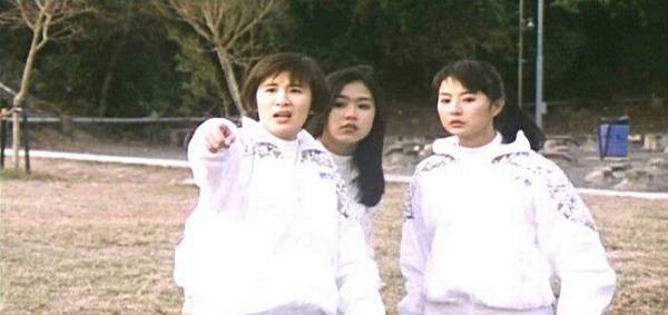 The Inspector Wears Skirts IV fotoğrafı