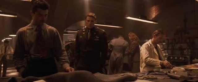 İlk Yenilmez: Kaptan Amerika Fotoğrafı