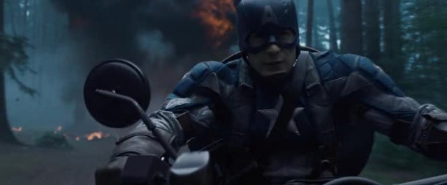 İlk Yenilmez: Kaptan Amerika Fotoğrafı