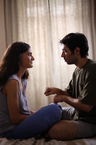 Başka Dilde Aşk Fotoğrafı