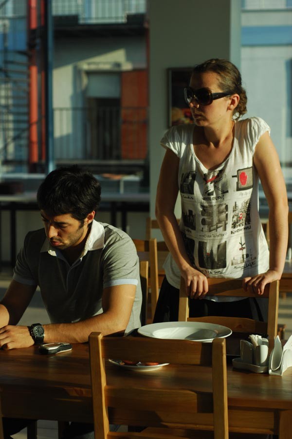 Başka Dilde Aşk Fotoğrafı