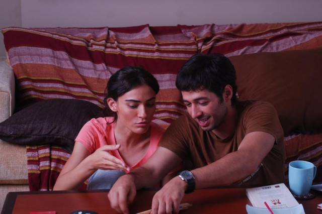 Başka Dilde Aşk Fotoğrafı