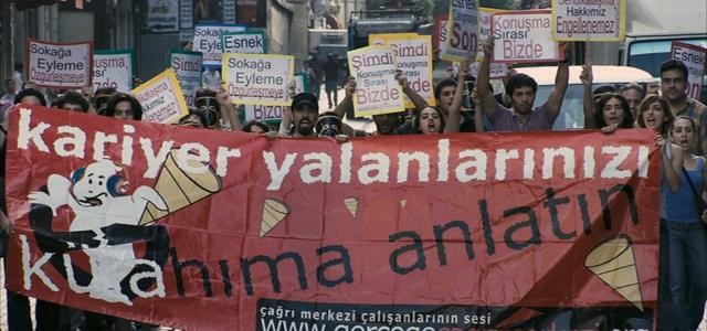 Başka Dilde Aşk Fotoğrafı