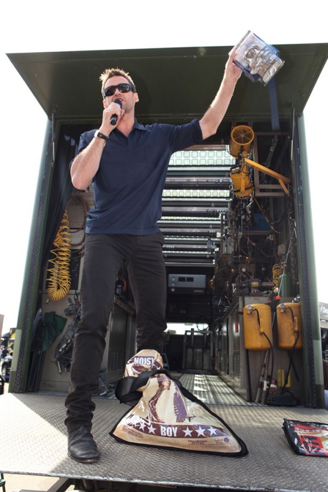 Çelik Yumruklar Fotoğrafı