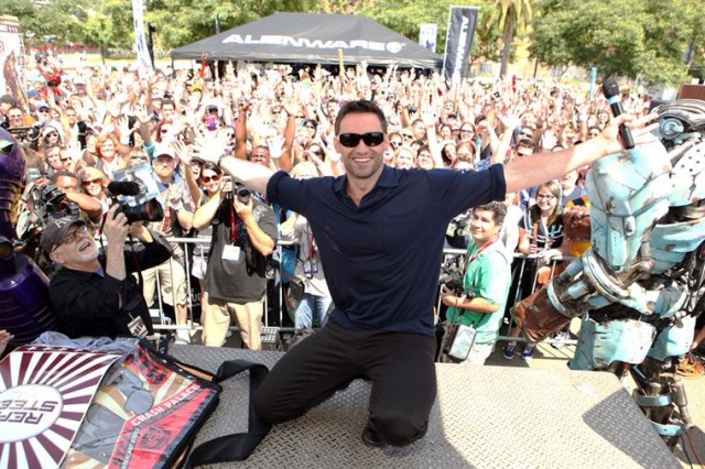 Çelik Yumruklar Fotoğrafı