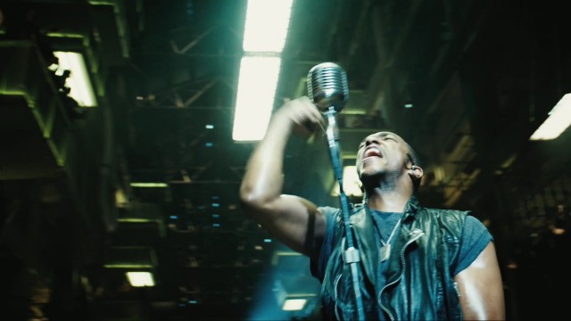 Çelik Yumruklar Fotoğrafı