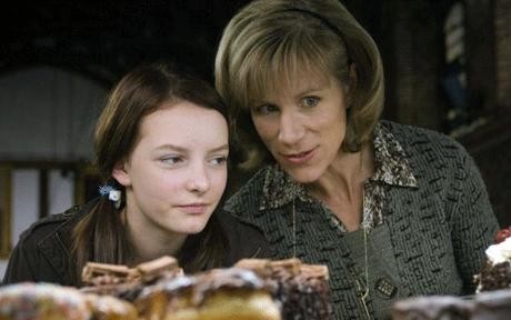 Dustbin Baby fotoğrafı