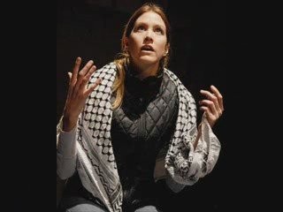 Embrace Of The Vampire fotoğrafı