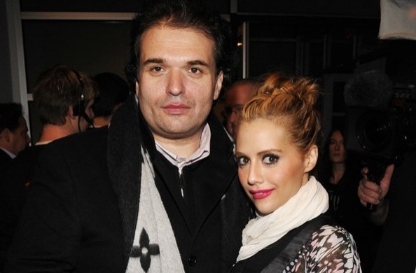 Shrinking Charlotte fotoğrafı