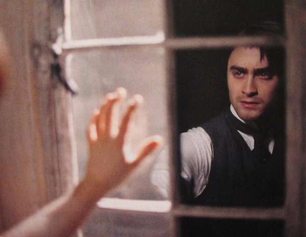 Siyahlı Kadın Fotoğrafı