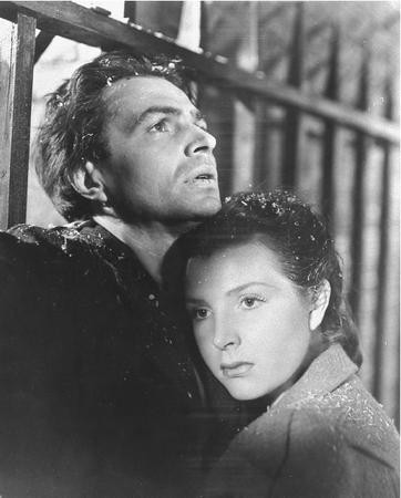 Outcast Of The ıslands fotoğrafı