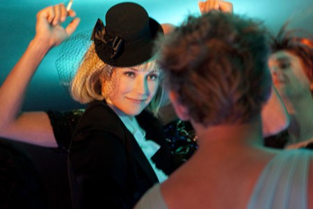 Bir Kadın Doktora Gidince fotoğrafı