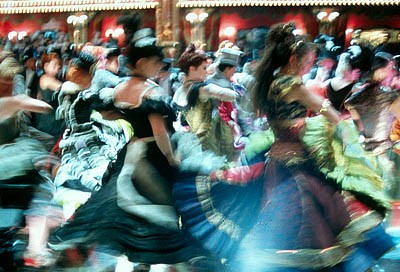 Kırmızı Değirmen Fotoğrafı