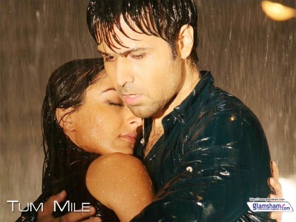 Tum Mile fotoğrafı