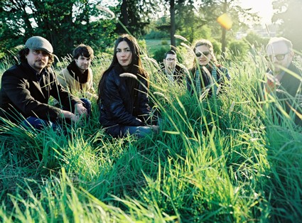 Başka Bir Dünya fotoğrafı