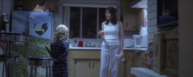 Shattered Lives fotoğrafı