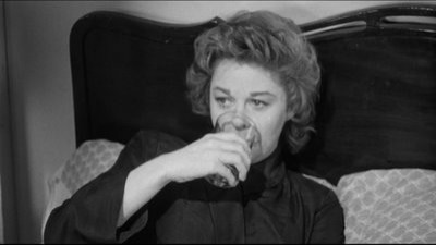 I'll Cry Tomorrow fotoğrafı