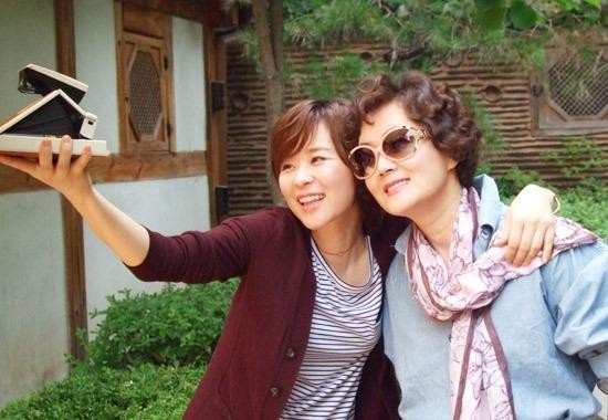 Goodbye Mom Ae-ja fotoğrafı