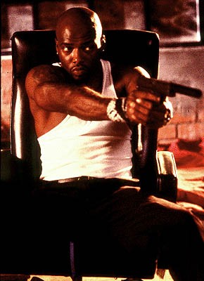 Aşk ve Kurşun Fotoğrafı