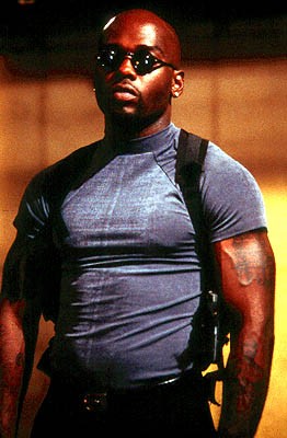 Aşk ve Kurşun Fotoğrafı