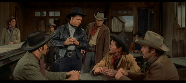 Night Passage Fotoğrafı