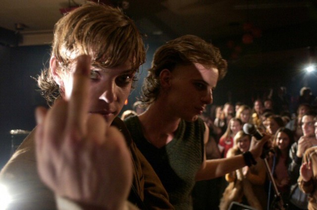 Brothers Of The Head fotoğrafı